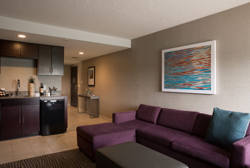 Marshfield Hotel Living Room interior