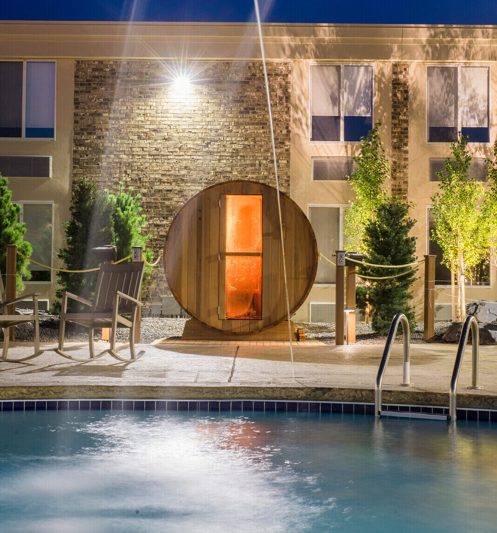 Sauna and Pool